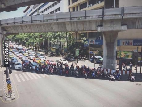 태국의 흔한 신호대기