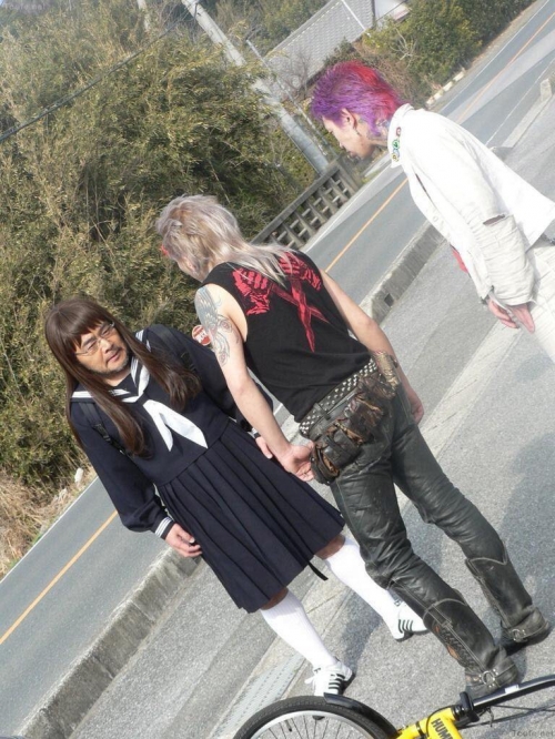 위험에 처한 여고생