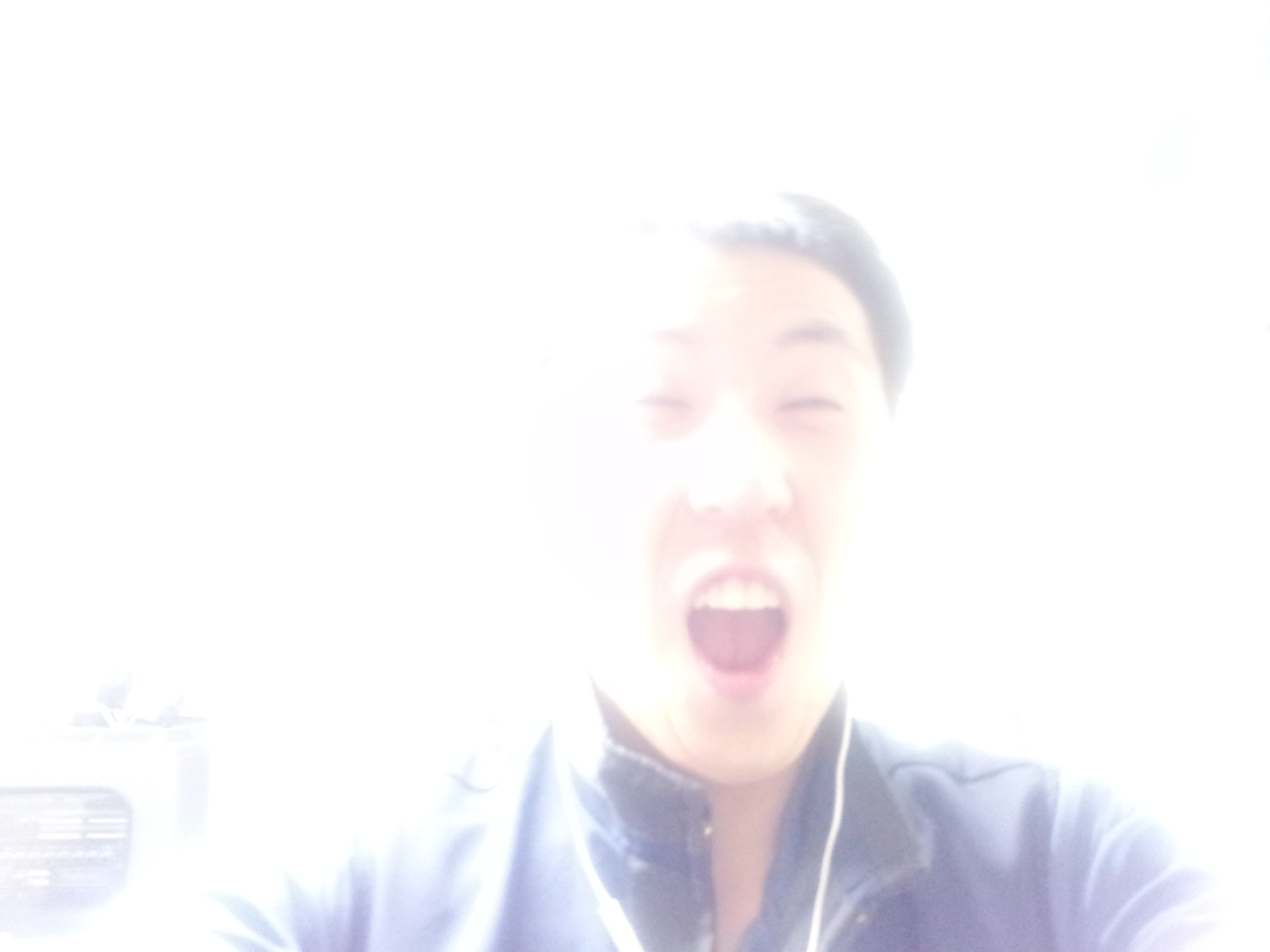 전기 먹는 순간