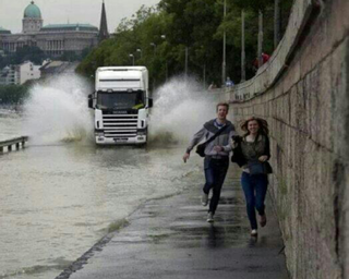 커플을 보았다 젠장!!! 밟아!!!!!!! 뿌듯했다