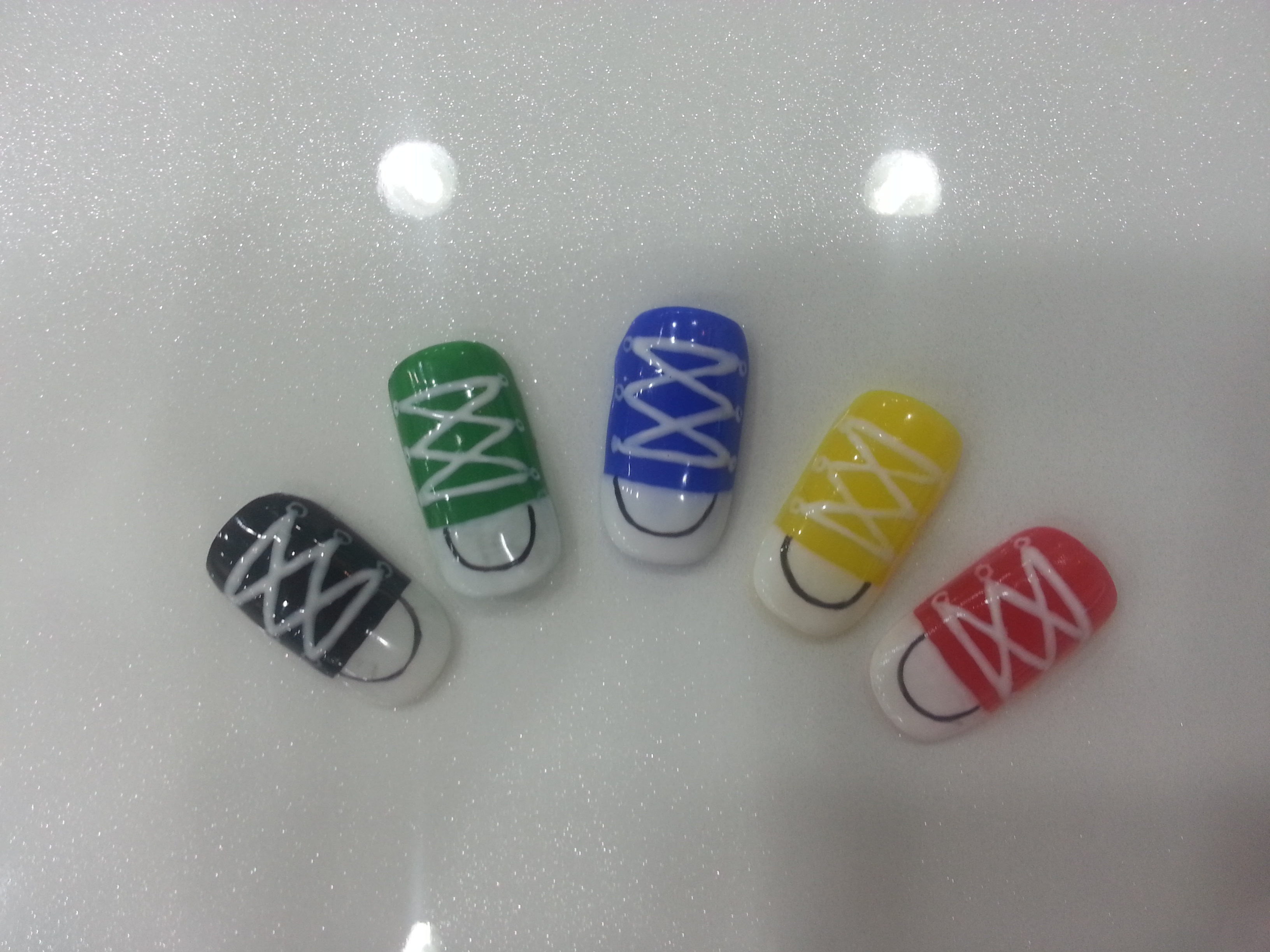 운동화젤네일아트