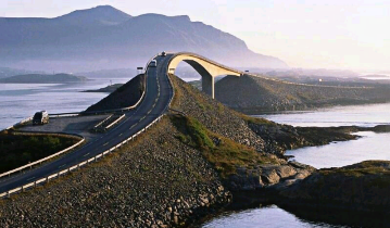 노르웨이. 신기한 도로