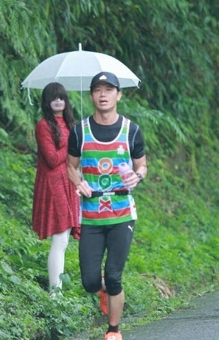 중국 마라톤  대회 귀신 출몰!