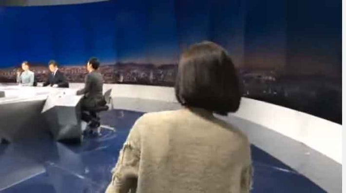 사장을 대하는 부하직원의 패기 ㅋㅋㅋ