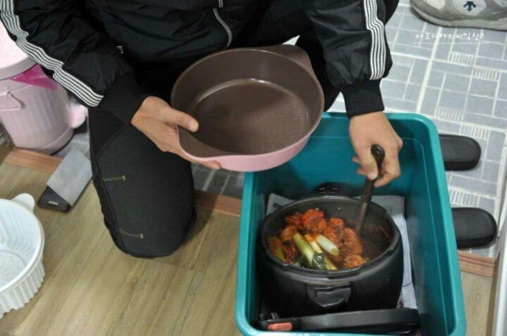 어느 야식집 닭볶음탕 배달 클라스 | 인스티즈