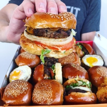 박스째로 파는 햄버거