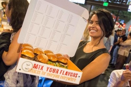 박스째로 파는 햄버거