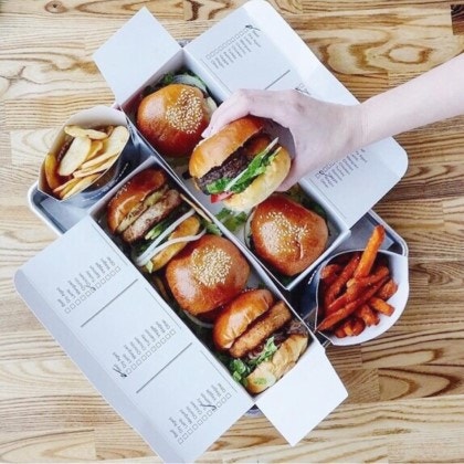박스째로 파는 햄버거
