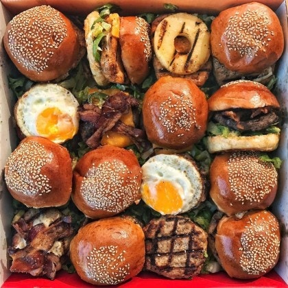 박스째로 파는 햄버거