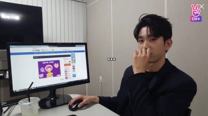 게임방송한다더니 주니어네이버 게임하는 아이돌.jpg